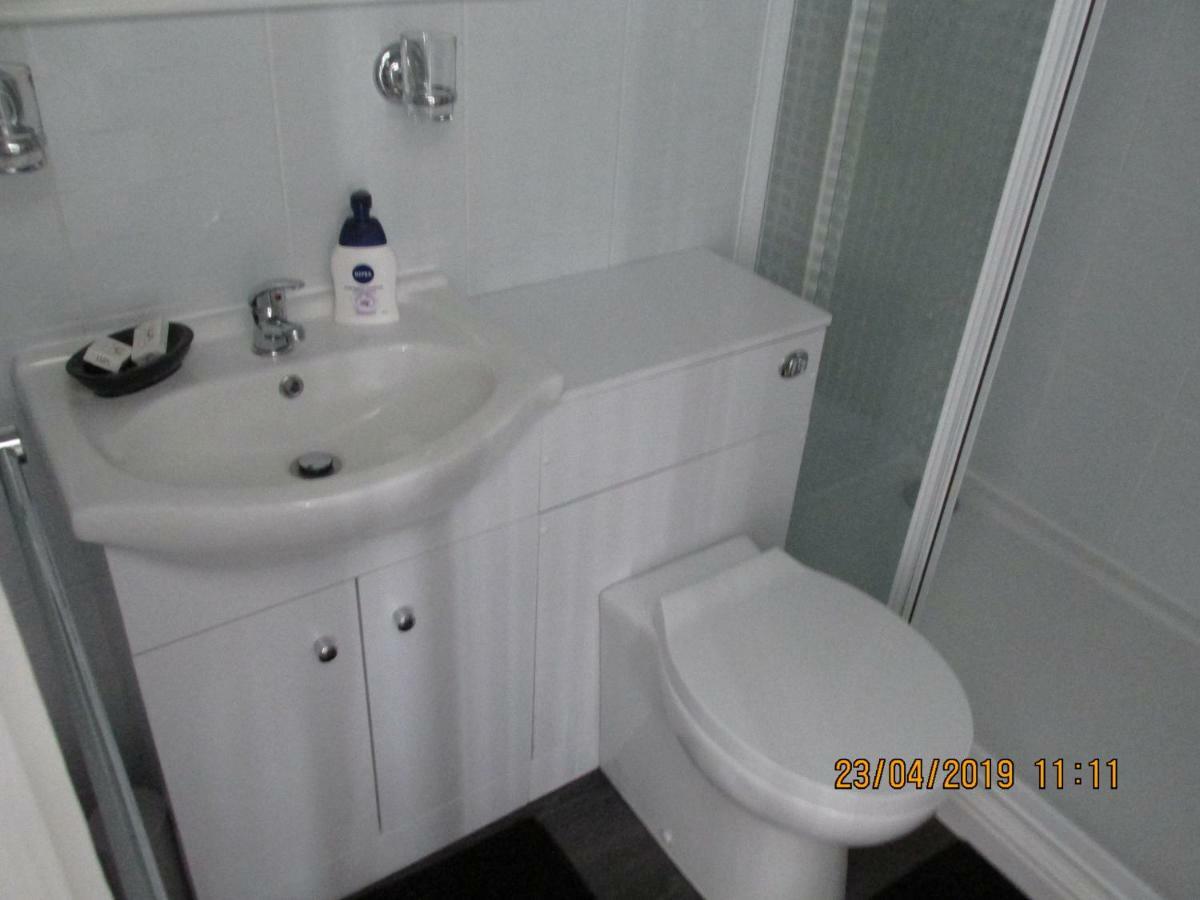 פיינטון Valdene Hotel מראה חיצוני תמונה