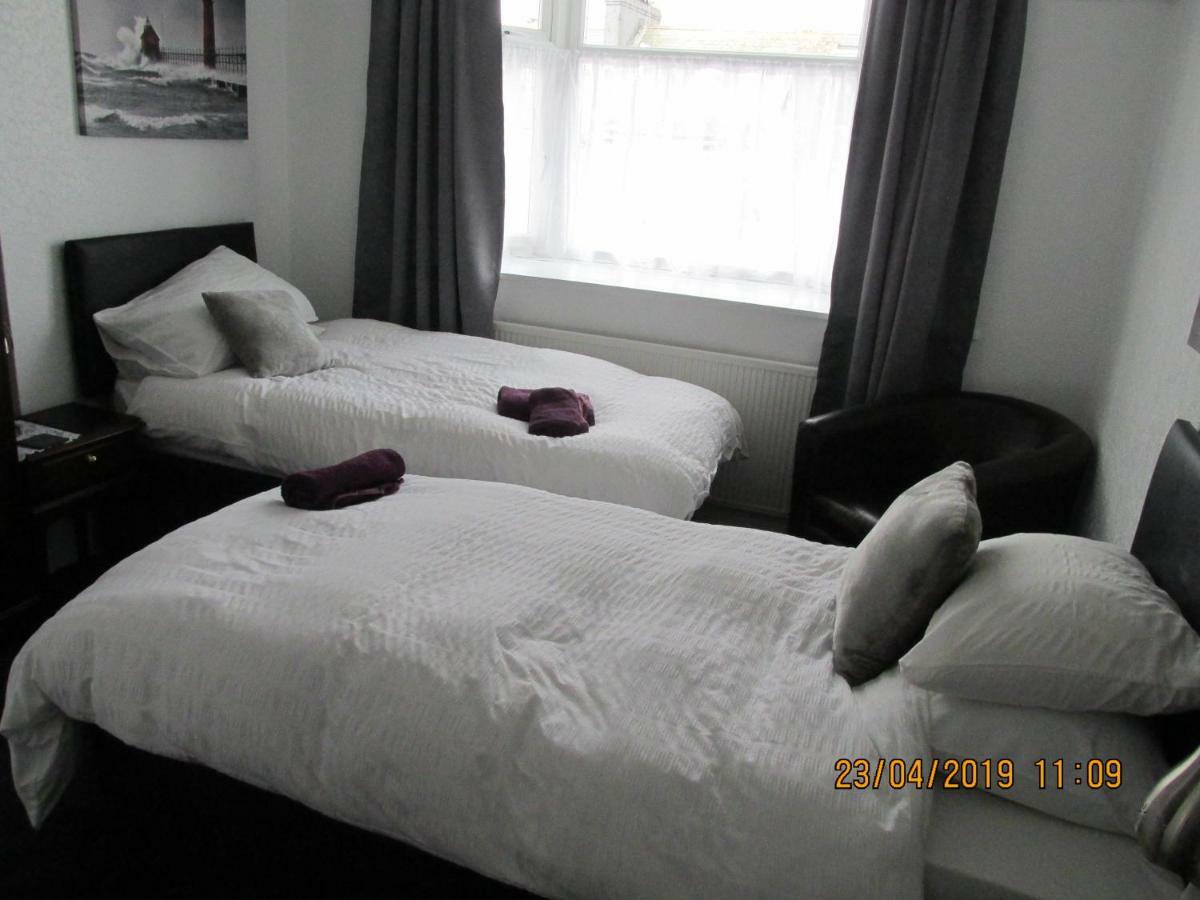 פיינטון Valdene Hotel מראה חיצוני תמונה