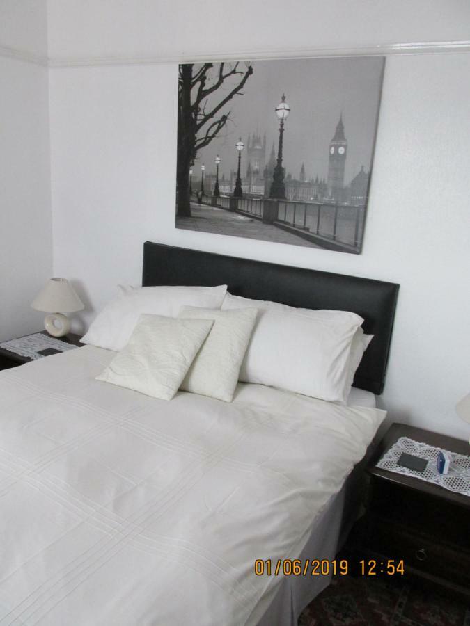 פיינטון Valdene Hotel מראה חיצוני תמונה