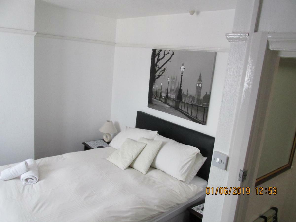 פיינטון Valdene Hotel מראה חיצוני תמונה
